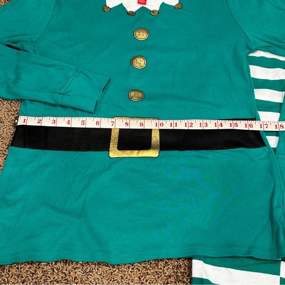 Women’s Large holiday Elf Pajama set - Picture 4 of 10